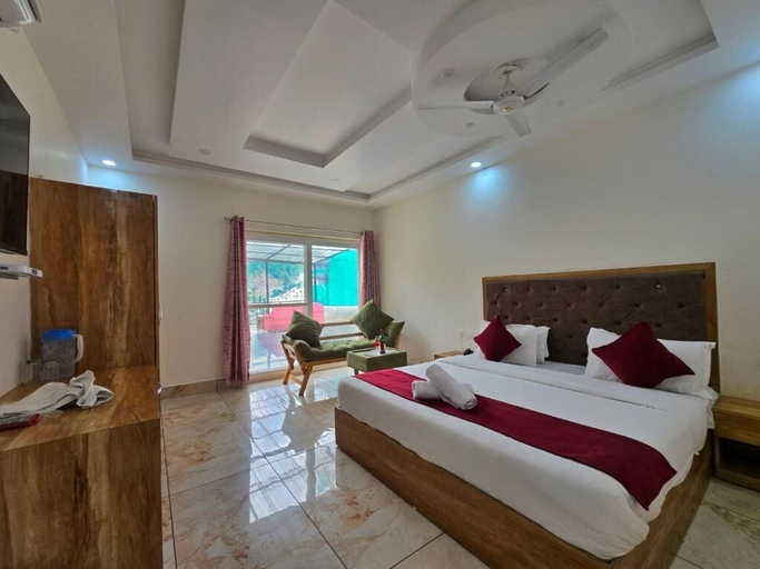 Room 2, Hotel New Snow Palace, Kangra