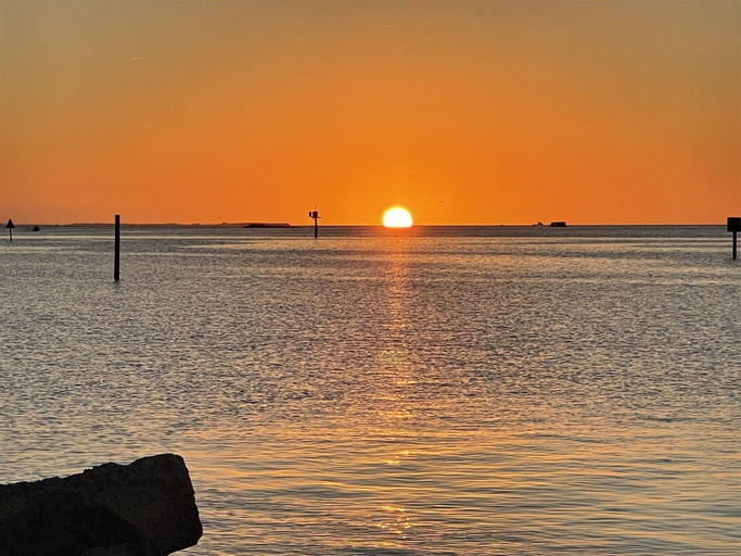 Miscellaneous 3, Chasing Sunsets 4 Bedroom Cottage, Dare