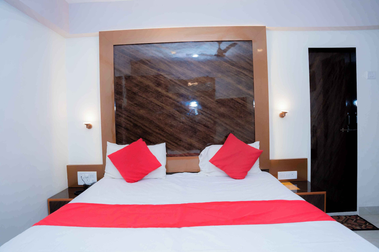 Bedroom 4, HOTEL WOODLAND, Mumbai Suburban
