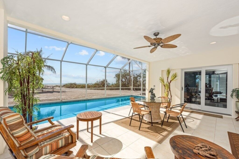 Pool 4, Waters Edge 3 Bedroom Home, Lee