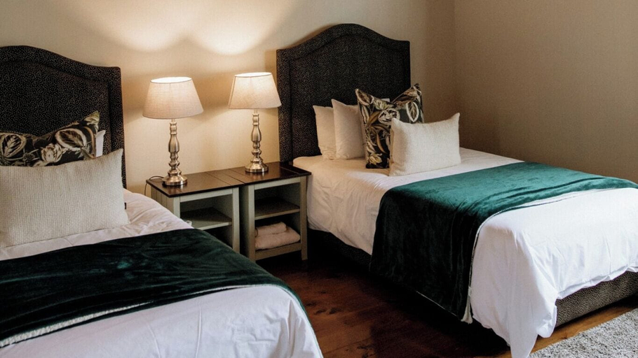 Room 5, 13 Olives Somerset West, City of Cape Town