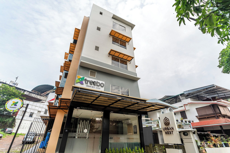 Exterior & Views 2, Treebo Urban Nest, Ernakulam