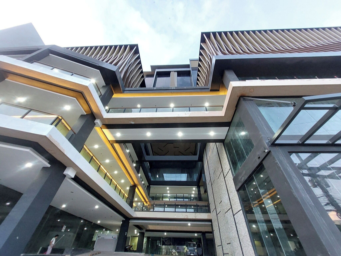 Exterior 2, oneTree Plaza Hotel Cebu, Cebu City