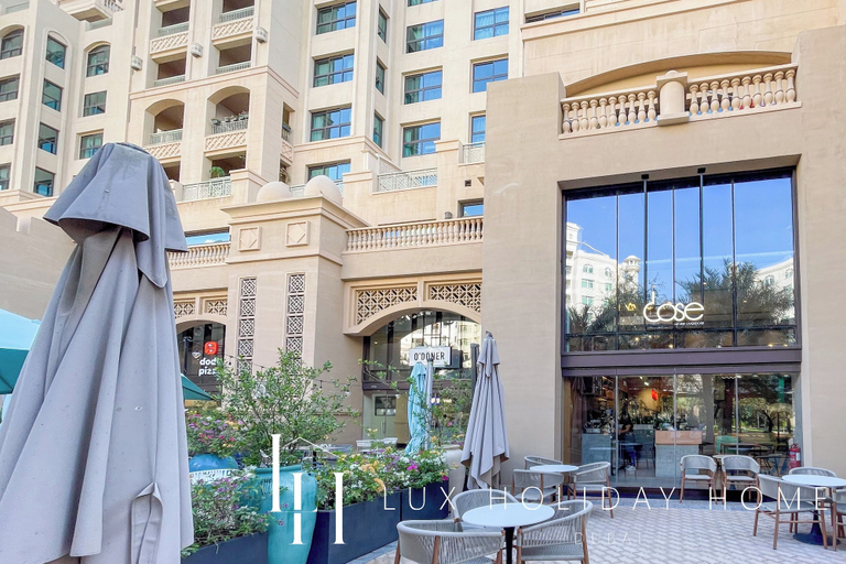 Restaurant 4, LUX The Shoreline Sea View Suite, Dubai