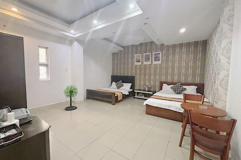 Room 2, Hotel KunLun, Bến Cát