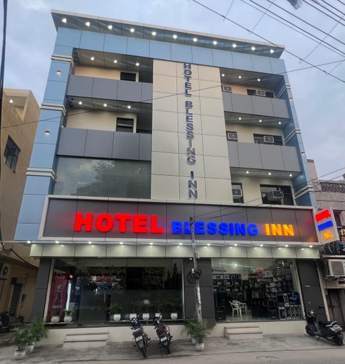 Exterior & Views 2, Hotel Blessing Inn, Jalandhar