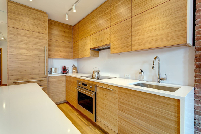 Room 2, Hawthorn III by Rove Travel 2BR Designer Apt, New York
