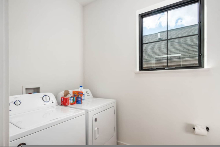 Room 5, Historic German Village Industrial Masterpiece, Franklin