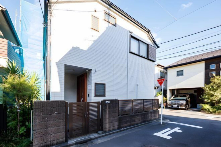 Exterior 4, Bliss KAMEARI, Adachi