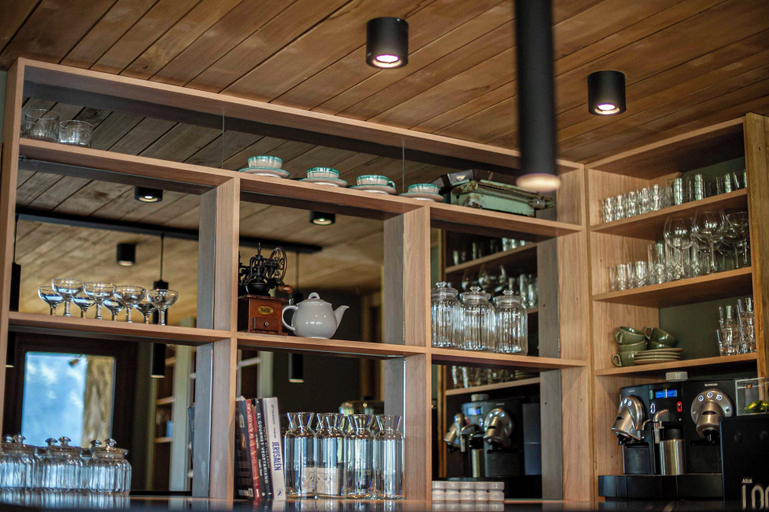 Food & Drinks 5, Auria Angostura, Los Lagos