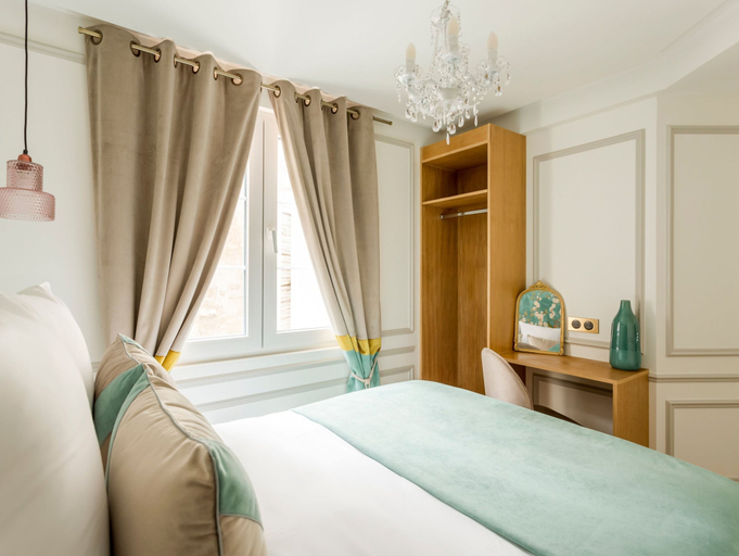 Room 2, Merveil Luxury Suite - St George, Paris