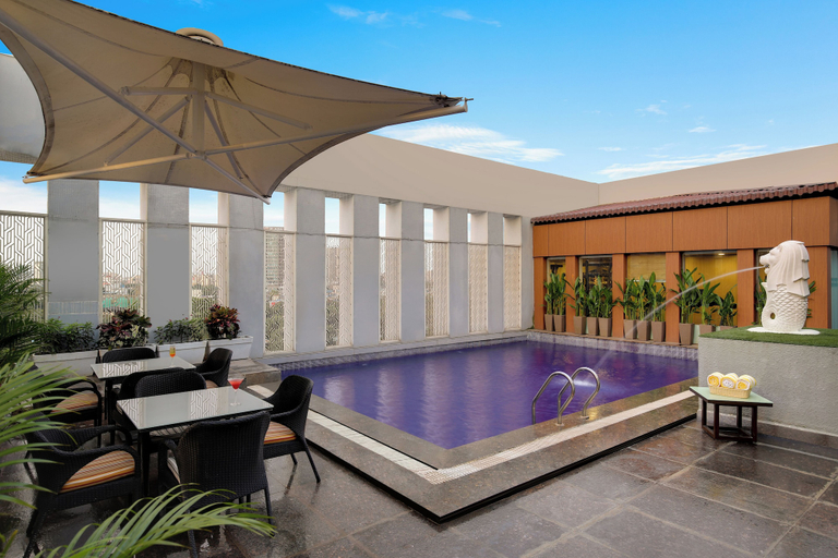 Pool 2, Lemon Tree Premier Navi Mumbai, Thane
