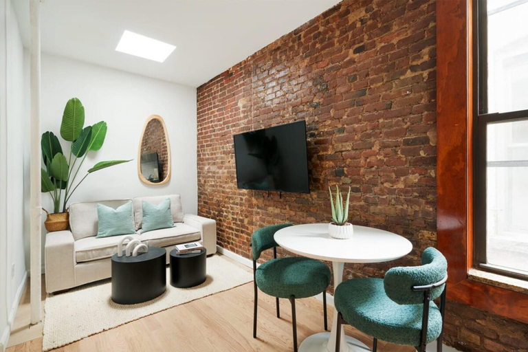 Room 5, 153-5a Charming 2BR LES W D, New York