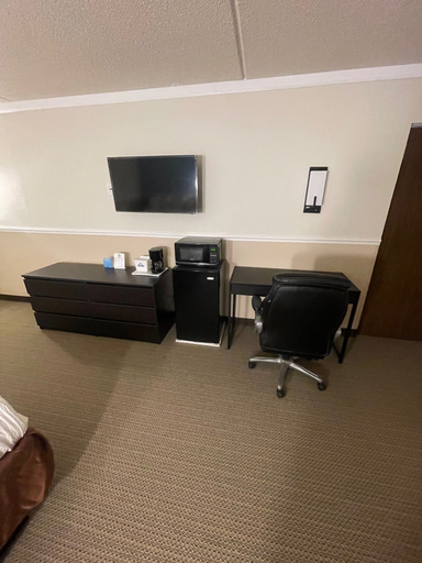 Living area 3, Rusina inn, El Paso