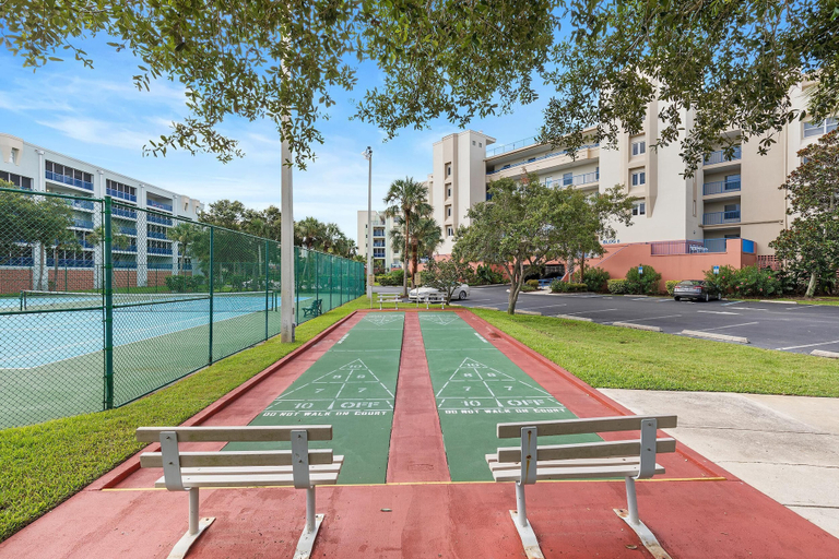 Sport court 5, Oceanwalk 17-502, Volusia