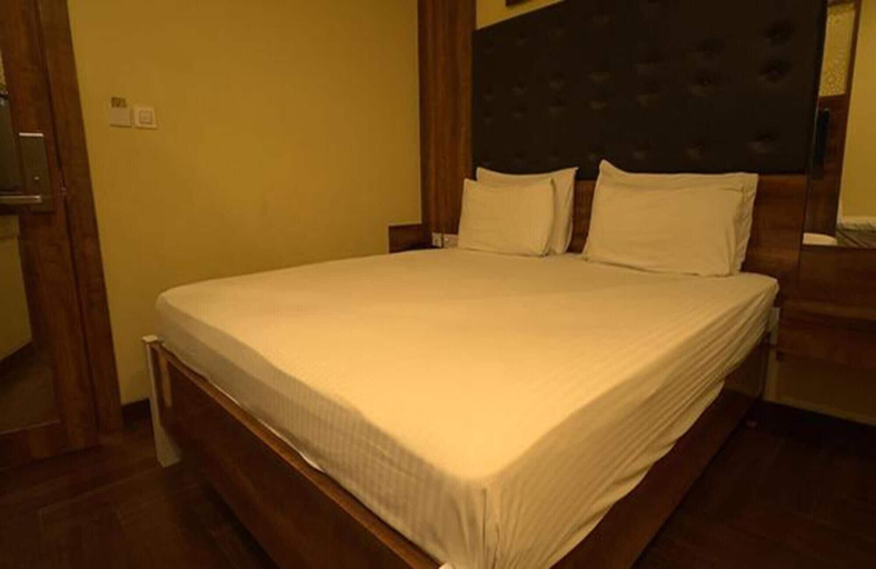 Room 5, Fabhotel Hill Fort, Kolkata