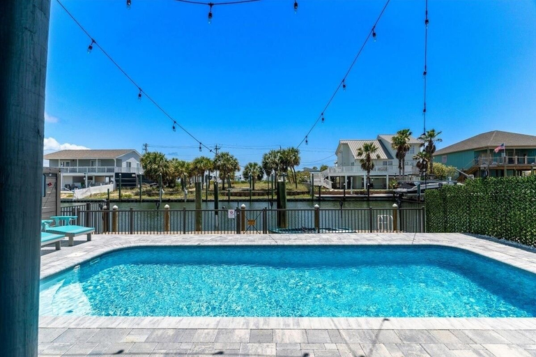 Pool 2, Salty Sue 6 Bedroom Home, Escambia
