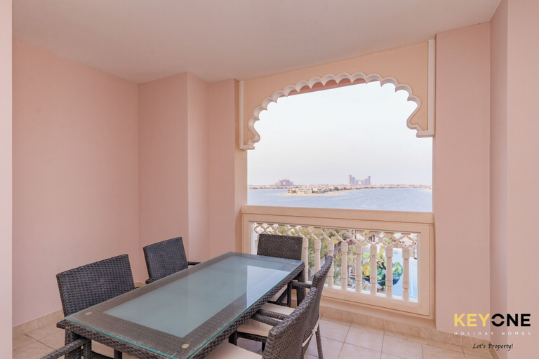 Balcony 2, Grandeur 2BR Small Room & Beach Access, Dubai
