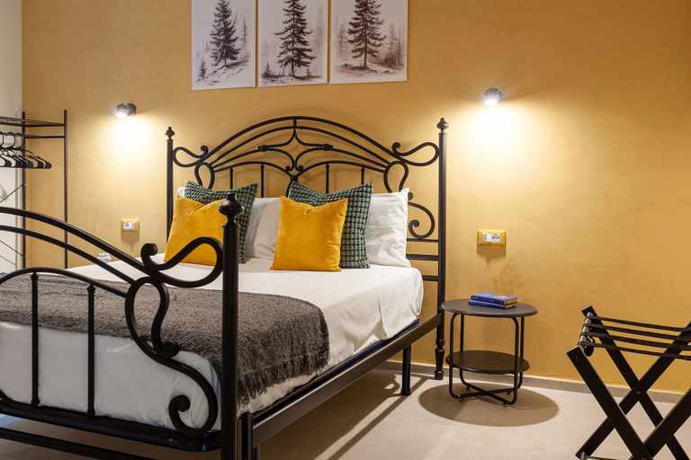 Bedroom 4, Malva Rooms, Agrigento