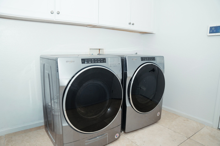 Laundry, Large Family Home Near Phoenix, Maricopa