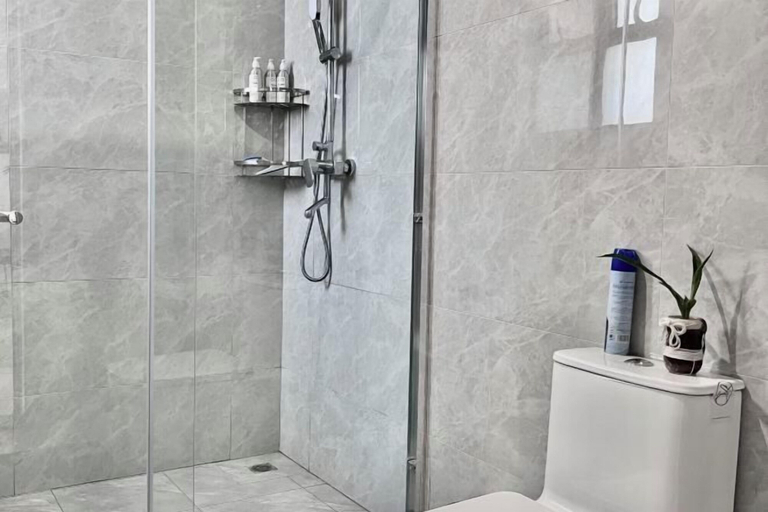 Bathroom 3, Modern 1Br, Queen, Gym, Pool,Central in Kileleshwa, Dagoretti North