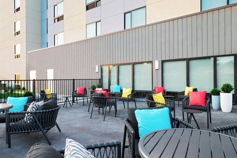 Food & Drinks, Towneplace Suites By Marriott North Little Rock, Pulaski