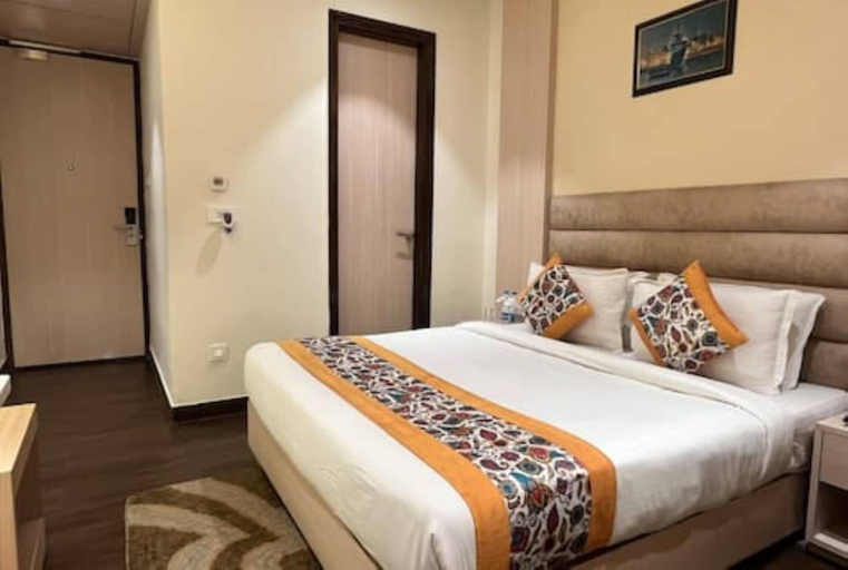 Bedroom 3, RRV Hotel Amritsar, Amritsar