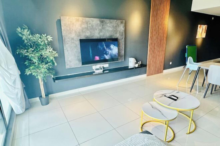 Interior 2, Mosaic 3Bedroom Dark Elegance with Bathtub 8-13pax, Johor Bahru
