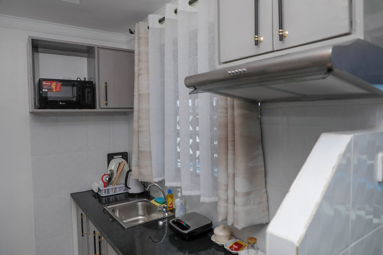 Private kitchen 3, Nakuru Guest Suites, Nakuru Town West