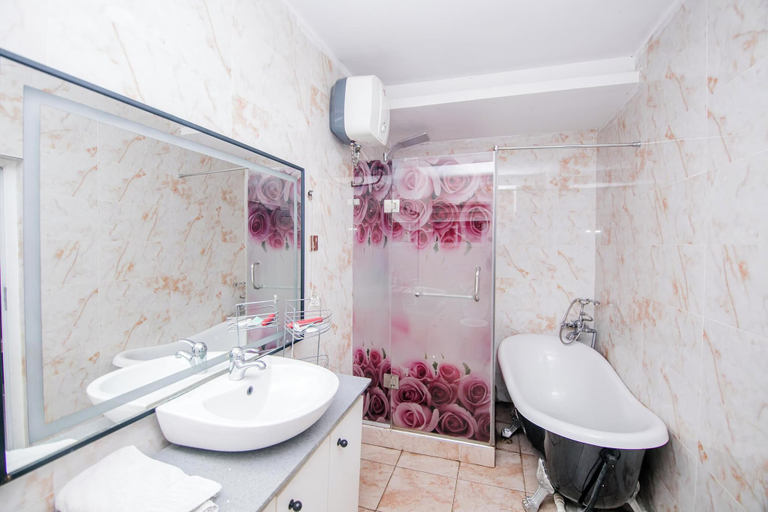 Bathroom 3, Hidden Haven Apartment, Shomolu