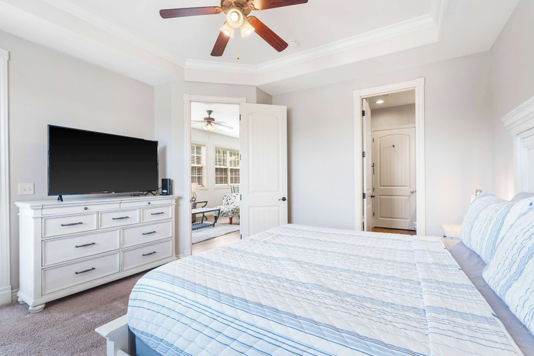 Bedroom 2, Blue Bird by Lake Escape - Near Silver Dollar City, Stone