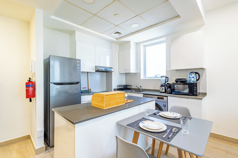 Private kitchen 4, Superhost Stylish 1BR in Bloom Tower, Dubai