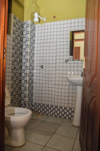 Bathroom 5, Golden Palace Hotel Eldoret, Kapseret