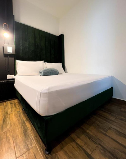 Room 4, Hotel Lleras Park III, Medellín