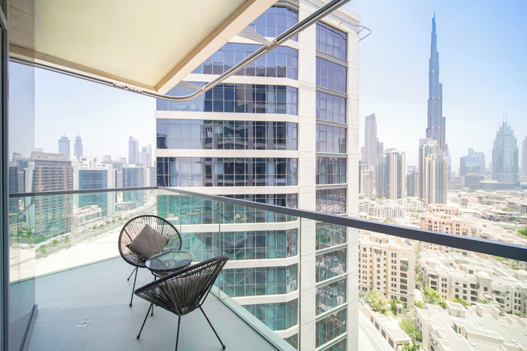 Balcony view, PVH - Burj Khalifa View 1BR - Bellevue 2, Dubai