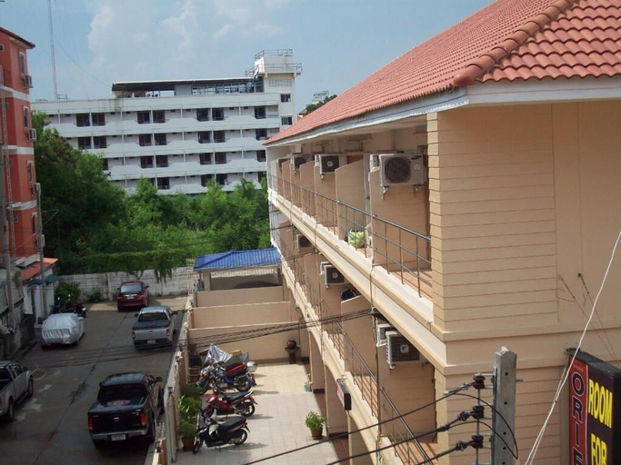 Others 5, Orient House, Pattaya