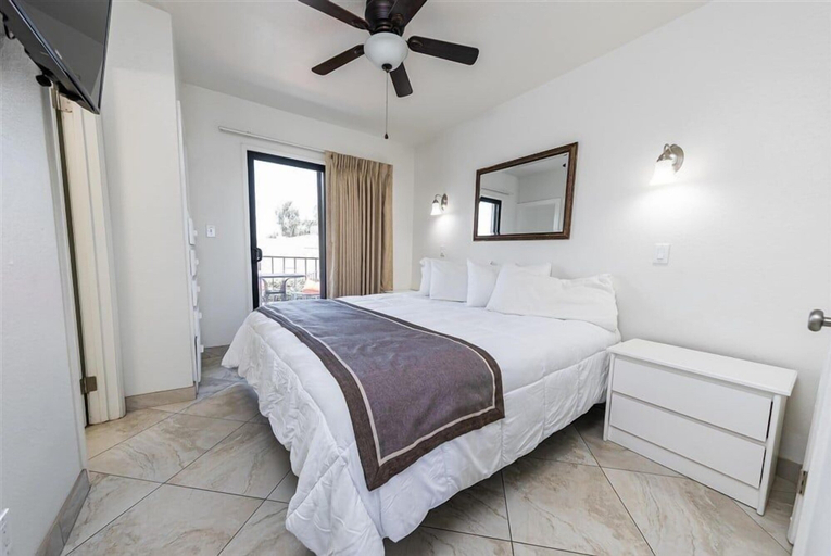Room, 243-Fully Furnished 1BR Suite-Pet Friendly! by RedAwning, Maricopa