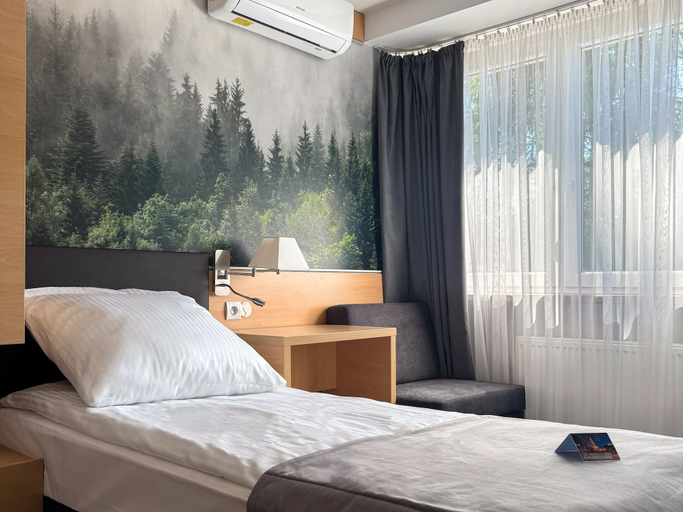 Room 3, Hotel Malinowski Leśny, Gliwice