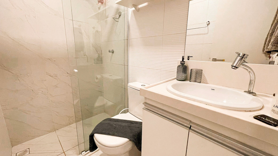 Bathroom 4, Branco Haus Seaview By Living, João Pessoa