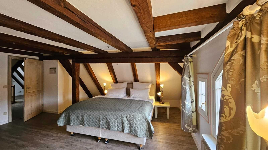 Bedroom 4, Altes Pfarrhaus Hotel und Restaurant, Göppingen