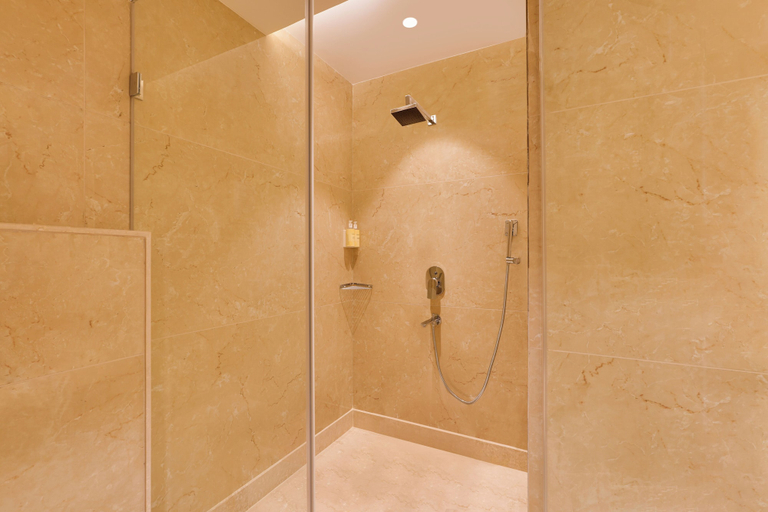 Bathroom 4, Lemon Tree Hotel Motihari, Purba Champaran