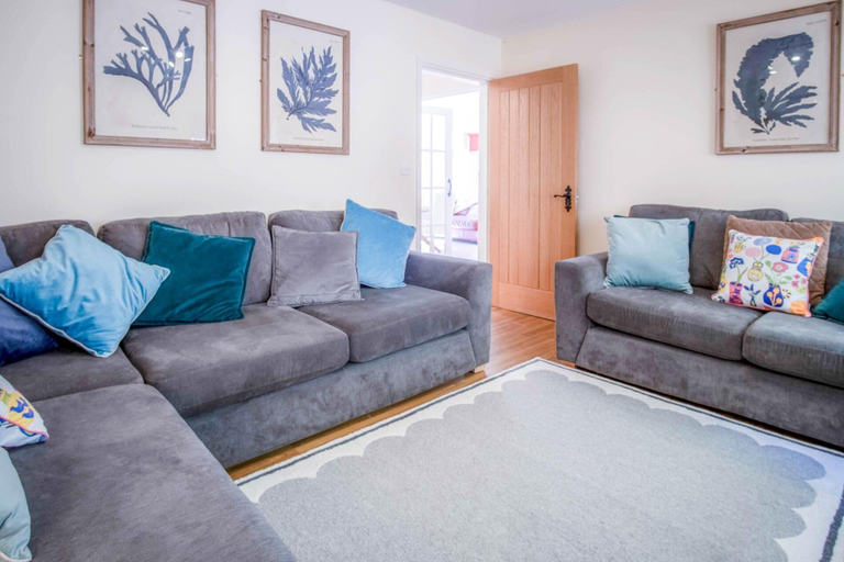 Living area 2, The Barn - 4 Bedroom - Tyn-y-coed Farm - Cardiff, Rhondda, Cynon, Taff