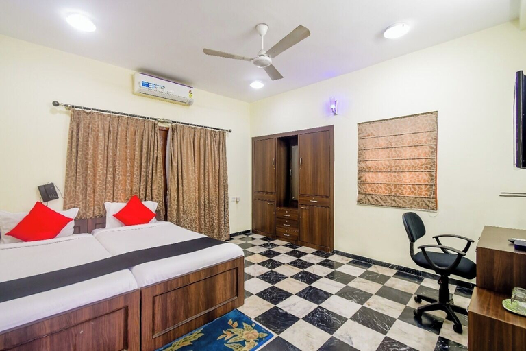 Bathroom, Captain's home stay, North 24 Parganas
