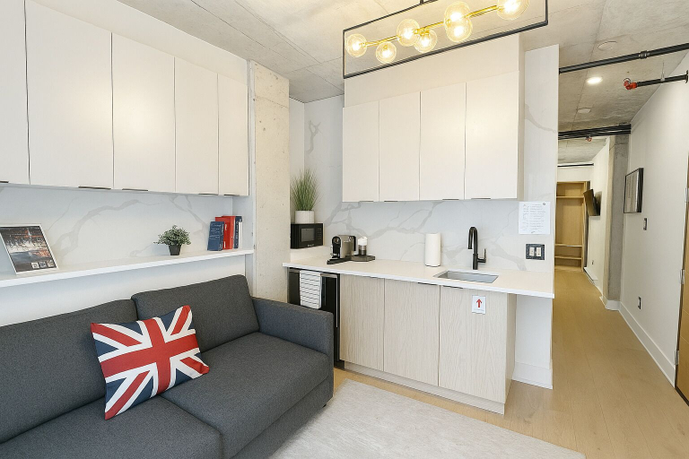 Private kitchenette 2, Le Moyne 2, Montréal