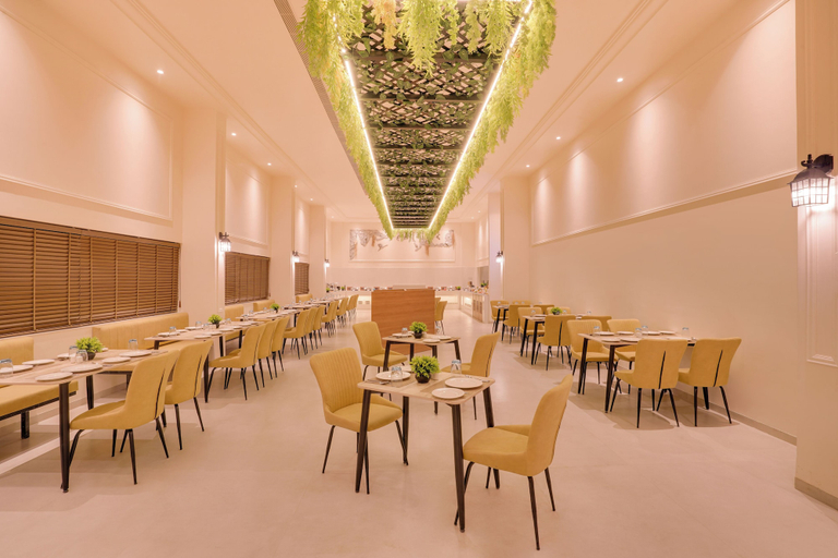 Cafe 2, Lemon Tree Hotel Morbi, Morbi