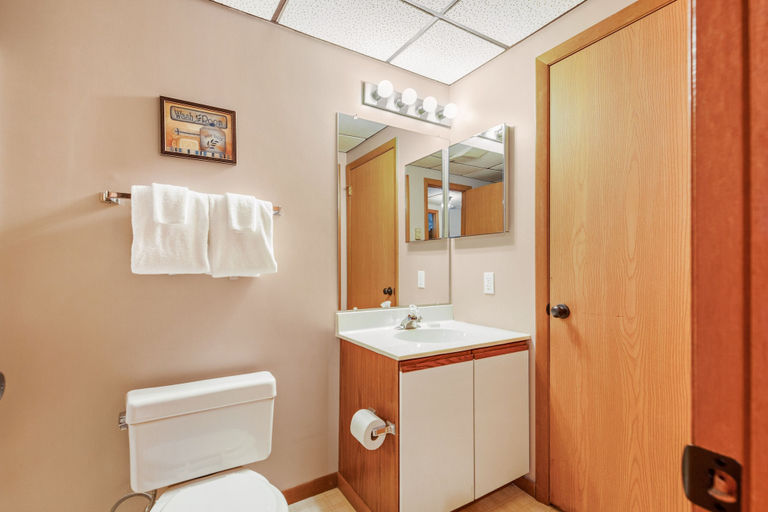 Bathroom 3, Swiss Mountain 1 Bedroom - S3705 1 Condo, Somerset