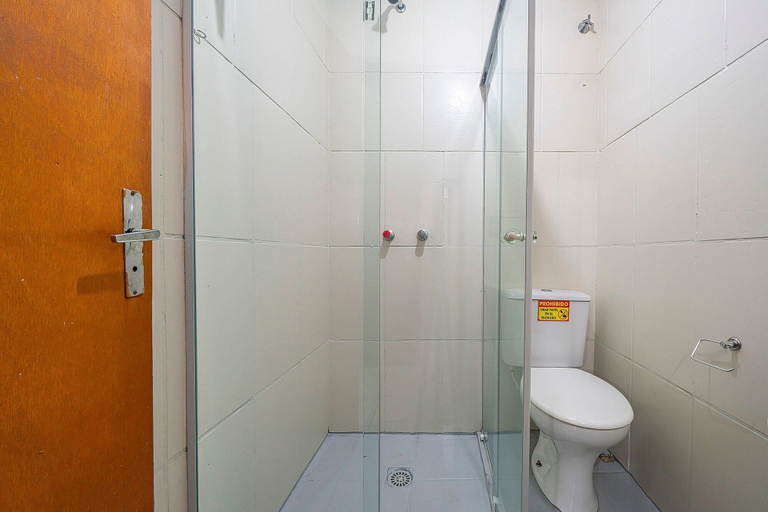 Bathroom 4, AP 24 Ala Canto Gran Residencial Solavir, Bombinhas