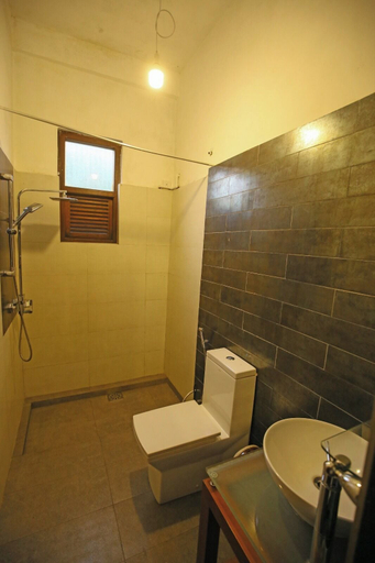 Bathroom 3, Ella Floating View, Ella