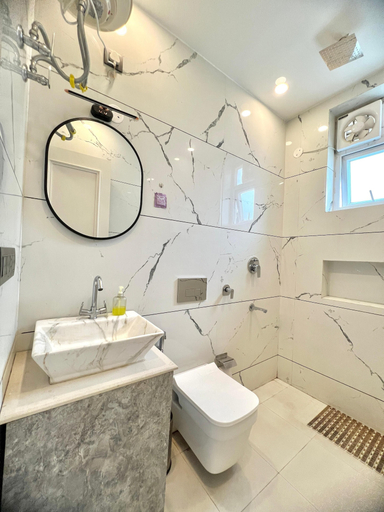 Bathroom 4, Hill Top Heaven By Elvora Hotels & Resorts, Solan