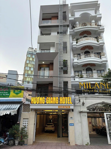 Front of property 4, HUONG GIANG HOTEL, Vũng Tàu